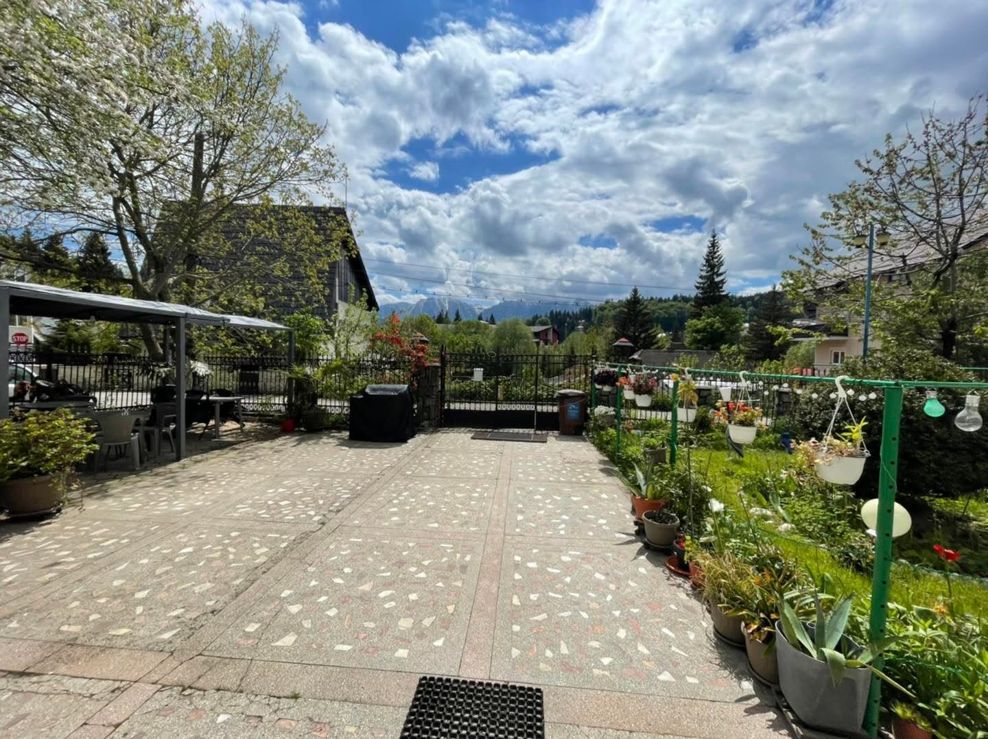 Foto Vila Casa Albă